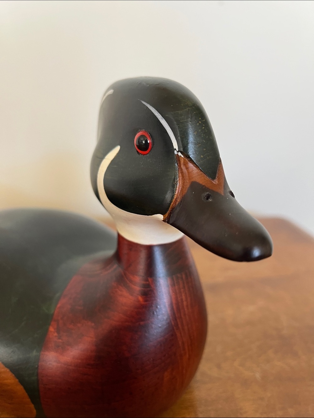 Ron Sadler, Vintage Hand-Carved Wooden Duck Décor - Picture 3 of 6